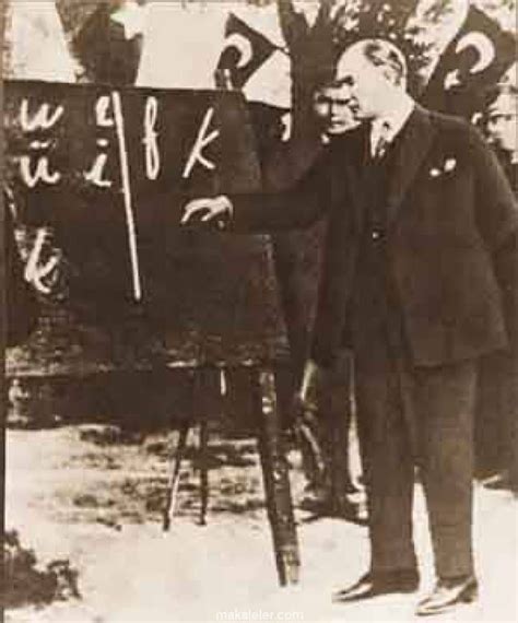 Atatürkün eğitimle ilgili fotoğrafları